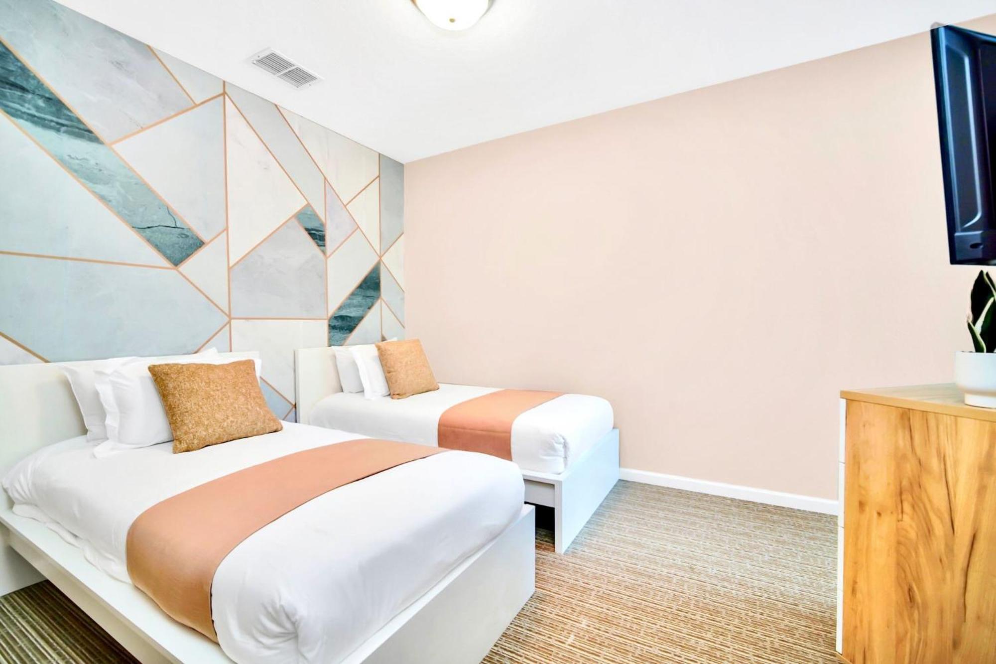 Modern 3Br Condo Near Disney- Pool And Hot Tub أورلاندو المظهر الخارجي الصورة